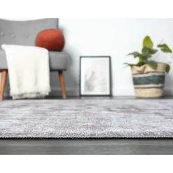 5 x 7 ft Rug