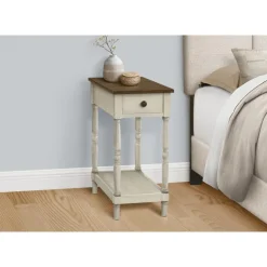 Accent table 24