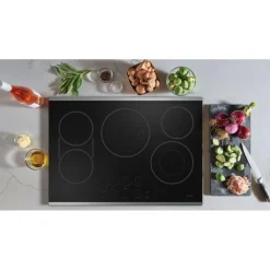 CAFE Cooktop Glass-Ceramic Black 30