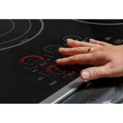 CAFE Cooktop Glass-Ceramic Black 30"    Black - CEP90301TBB
