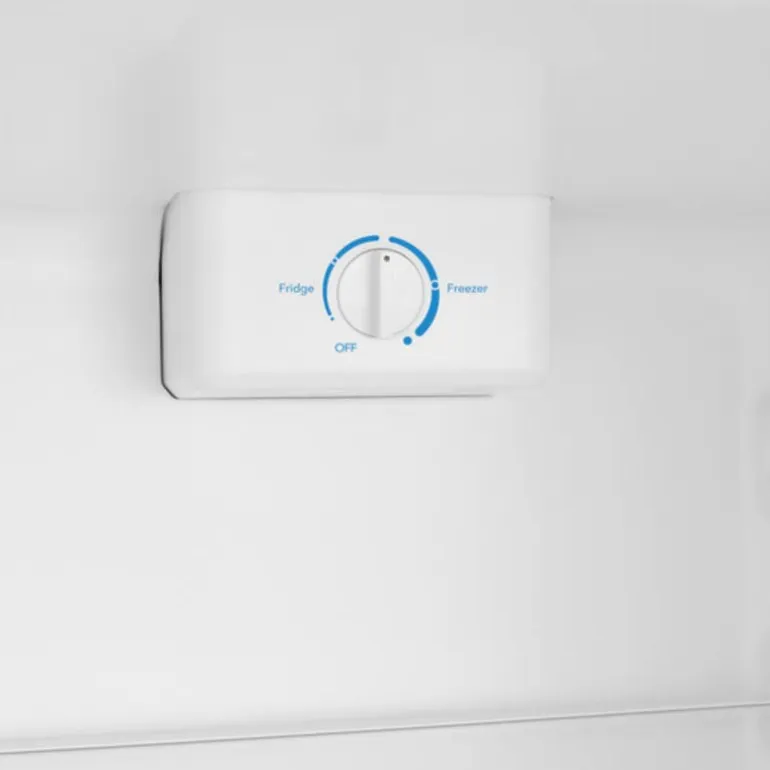 FRIGIDAIRE Convertible Freezer White, Vertical, 22" - FFUE0726AW