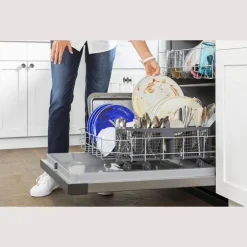 GE Dishwasher Built-In Black 24