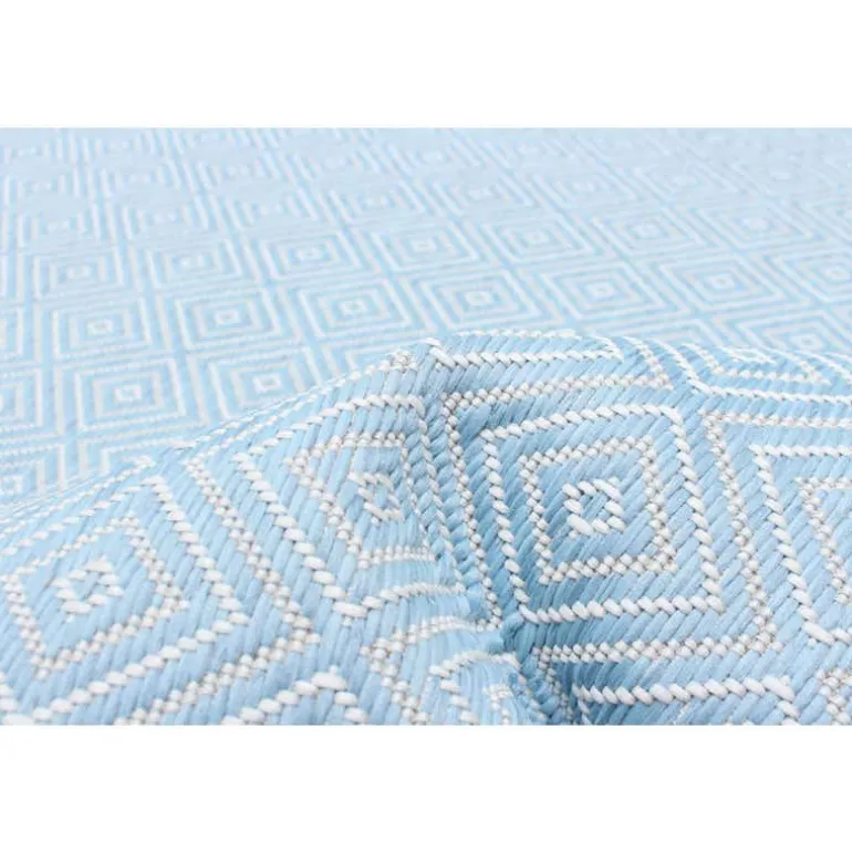 Indoor or Outdoor Rug - 5 x 7