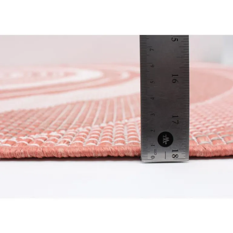 Indoor or Outdoor Rug - 7 x 10