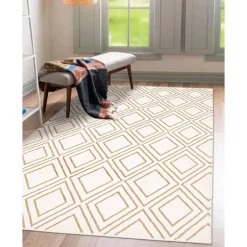 Indoor Rug - 8 x 10