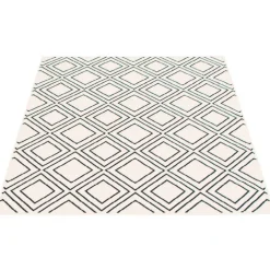 Indoor Rug - 8 x 10