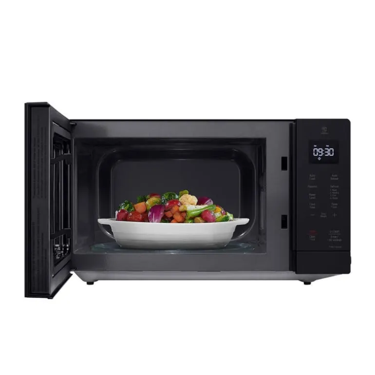 LG Microwave Black 900 20" MSER1130B