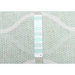 Outdoor 7 x 10 ft Rug