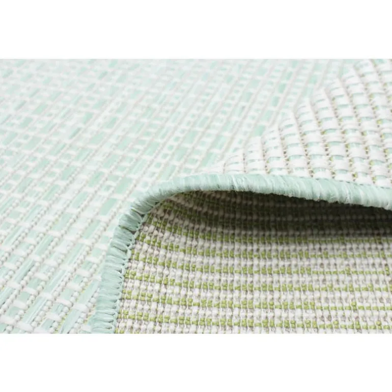 Outdoor 7 x 10 ft Rug
