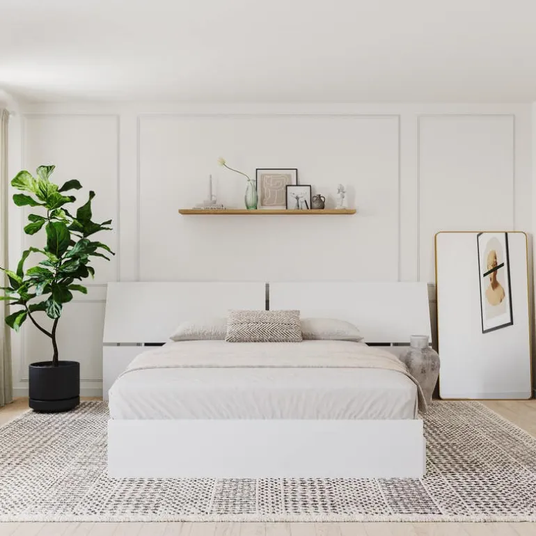 Queen Bed with 3-Drawer Storage and Headboard (60") - Nexera