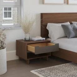 Queen Bedroom Set (60