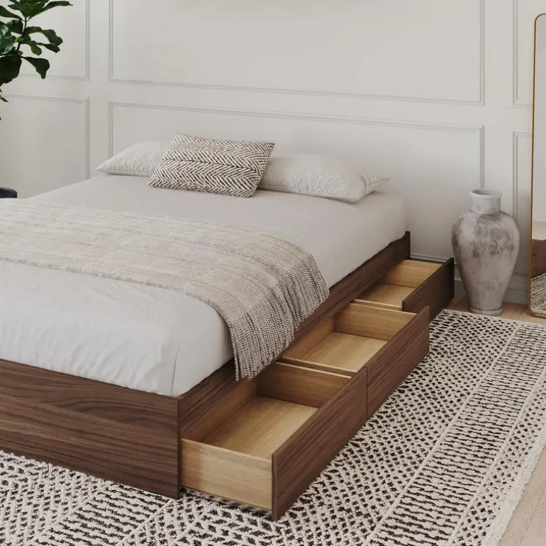 Queen Platform Bed with 3-Drawer Storage (60") - Nexera
