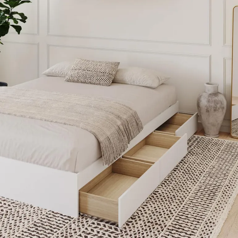 Queen Platform Bed with 3-Drawer Storage (60") - Nexera
