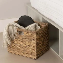 Storage Bed with Baskets (78