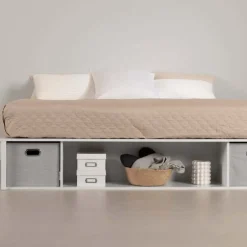 Storage Platform Bed With Baskets (78